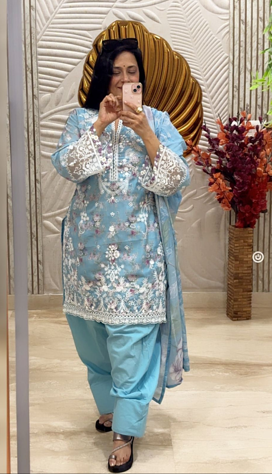 Hoor Farshi salwaar sky blue 3pcs Suit